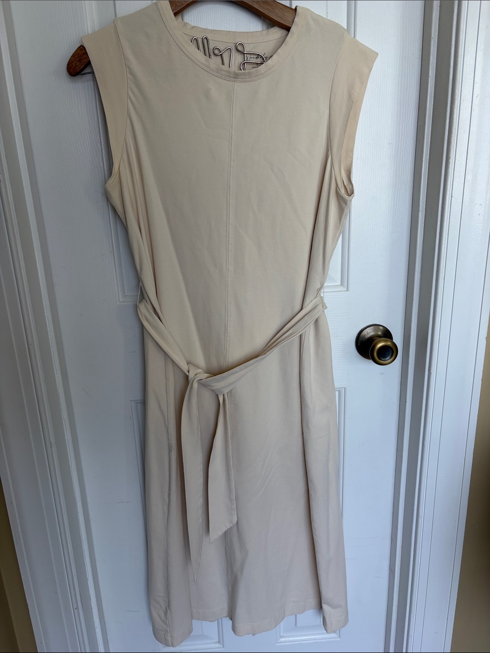 Wonderly Sleeveless Tie-Waist Cream Midi Dress